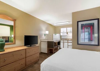 Extended Stay America Suites Clearwater Carillon Park hotel thumbnail 5