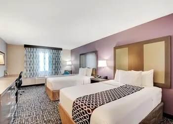 La Quinta Inn & Suites by Wyndham Las Vegas Nellis hotel thumbnail 8
