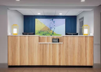 Spark by Hilton Atlanta Cumberland Ballpark hotel thumbnail 5