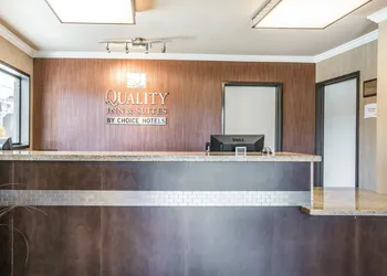 Quality Inn & Suites Woodland - Sacramento Airport hotel thumbnail 2