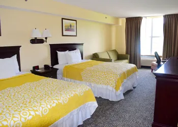 Days Inn & Suites by Wyndham Tucker/Northlake hotel thumbnail 7