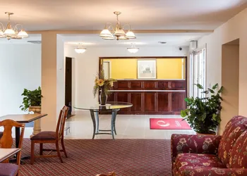 Econo Lodge Petersburg - Fort Lee hotel thumbnail 3