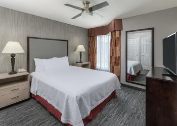 Homewood Suites by Hilton Chicago - Schaumburg hotel thumbnail 7