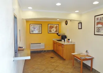 Americas Best Value Inn Goldsboro hotel thumbnail 2
