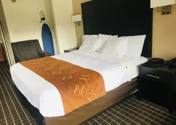 Baymont by Wyndham Acworth hotel thumbnail 2