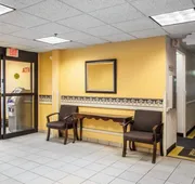 Rodeway Inn & Suites Milwaukee Airport hotel detail image 3