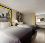 Super 8 by Wyndham Meadowlands hotel detail image 5