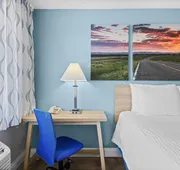 Days Inn by Wyndham Lost Hills hotel detail image 7