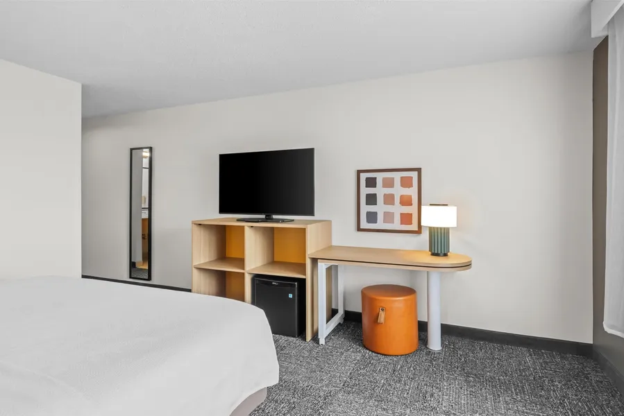 Spark by Hilton Traverse City hotel detail image 6