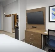 Holiday Inn Express San Antonio N-Riverwalk Area by IHG hotel detail image 4