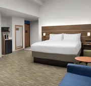Holiday Inn Express San Antonio N-Riverwalk Area by IHG hotel detail image 5