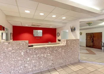 Econo Lodge Vero Beach - Downtown hotel thumbnail 3