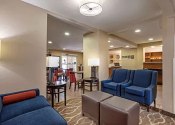 Comfort Inn N Myrtle Beach Barefoot Landing hotel thumbnail 3