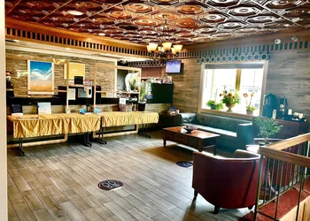 Days Inn by Wyndham Pensacola - Historic Downtown hotel thumbnail 3