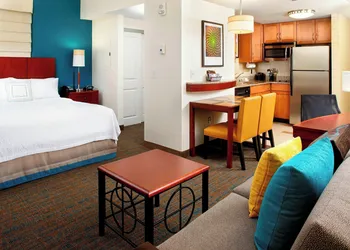 Residence Inn by Marriott Columbus Downtown hotel thumbnail 7