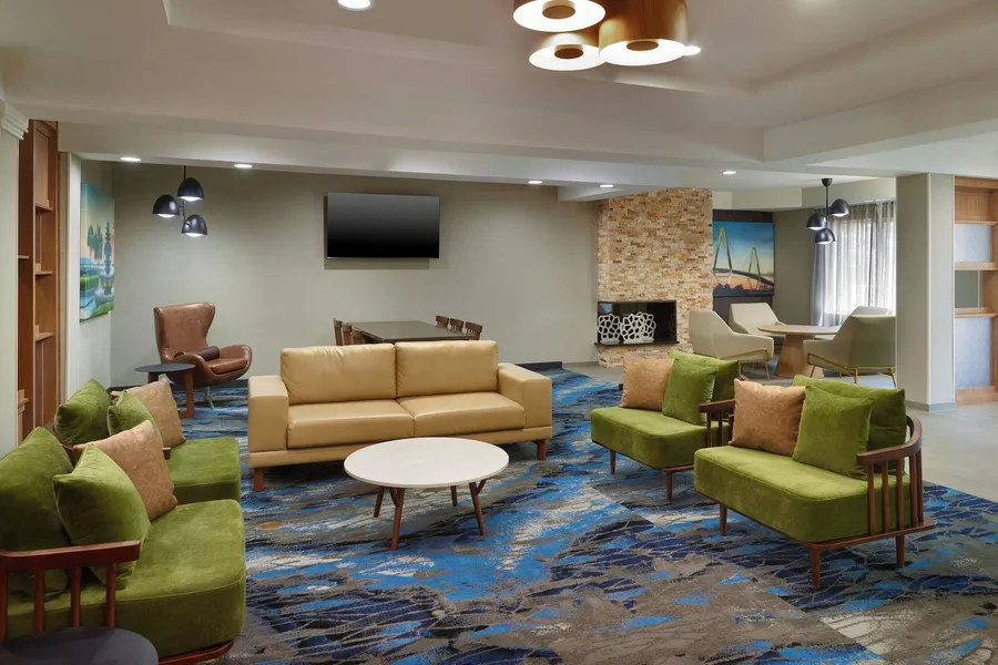 Fairfield Inn & Suites Charleston North/University Area hotel detail image 2