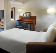 Fairfield Inn & Suites Charleston North/University Area hotel detail image 4