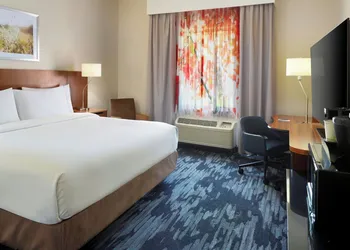 Fairfield Inn & Suites Charleston North/University Area hotel thumbnail 7