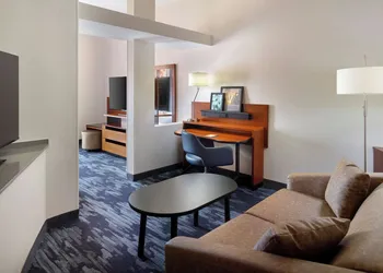 Fairfield Inn & Suites Charleston North/University Area hotel thumbnail 8