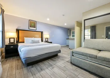 Hotel Point Loma hotel thumbnail 3