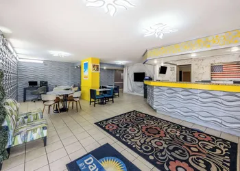Days Inn & Suites by Wyndham Fort Bragg/Cross Creek Mall hotel thumbnail 4