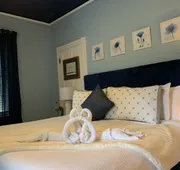 Peace & Plenty Inn Bed & Breakfast hotel detail image 7