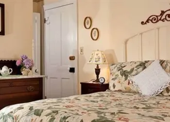 Brickhouse Inn hotel thumbnail 3