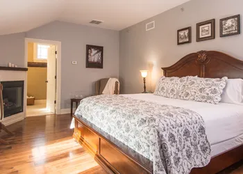 Caldwell House Bed & Breakfast hotel thumbnail 4