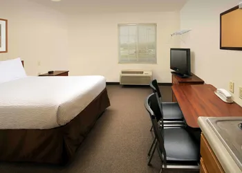 WoodSpring Suites Ankeny Des Moines hotel thumbnail 7
