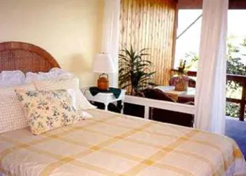 Hale-hoola B & B hotel thumbnail 3