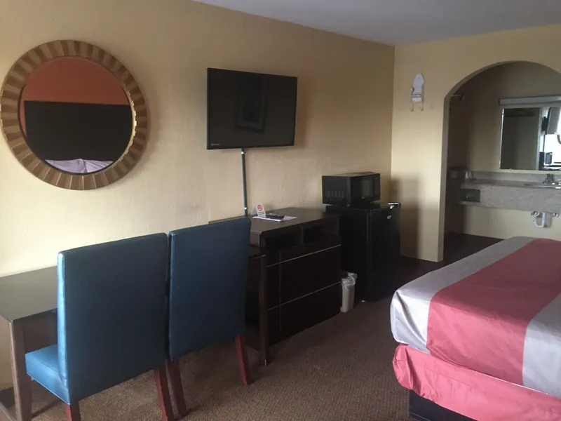Motel 6 San Antonio, TX - I-10 West hotel detail image 6