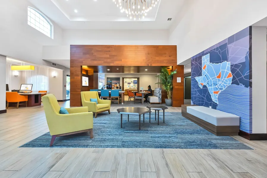 Holiday Inn Express Palestine by IHG hotel detail image 2