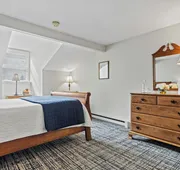 The Captain Stannard hotel detail image 7
