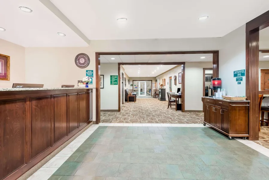 Hawthorn Extended Stay by Wyndham Seville hotel detail image 2