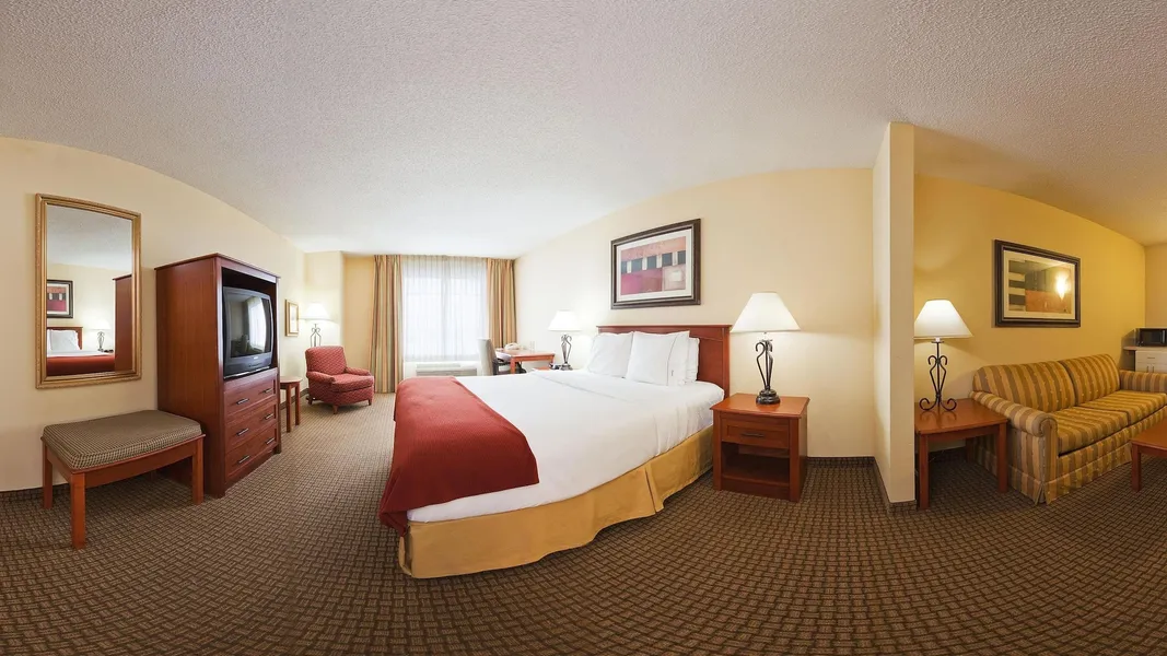 Holiday Inn Express and Suites Greenville by IHG hotel detail image 6