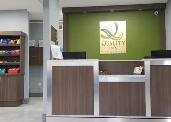 Quality Inn Pelham I-65 exit 246 hotel thumbnail 6