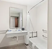 Holiday Inn Express & Suites Perry by IHG hotel detail image 3