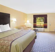 Days Inn by Wyndham Andalusia hotel detail image 3