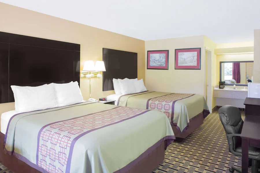 Days Inn by Wyndham Andalusia hotel detail image 6