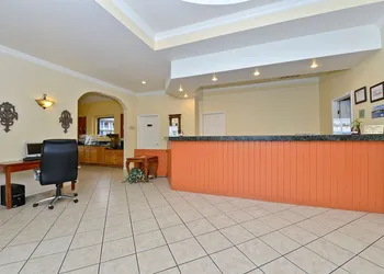Americas Best Value Inn Hillsboro hotel thumbnail 2