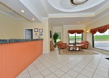 Americas Best Value Inn Hillsboro hotel thumbnail 6