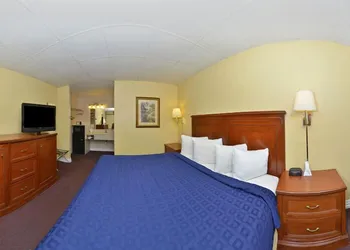 Americas Best Value Inn Hillsboro hotel thumbnail 7