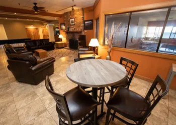 Tawas Bay Beach Resort hotel thumbnail 5