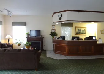 UP NORTH HOTEL formerly Voyager Inn hotel thumbnail 6
