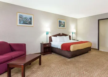 Lux Hotel hotel thumbnail 7