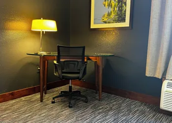 Lux Hotel hotel thumbnail 8