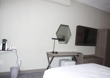 Holiday Inn Express Hotel & Suites Shamrock North by IHG hotel thumbnail 7