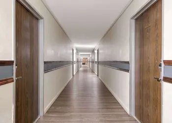 Econo Lodge hotel thumbnail 6