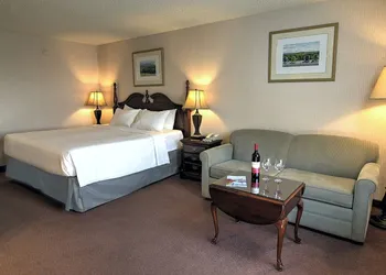 Old Orchard Inn hotel thumbnail 3