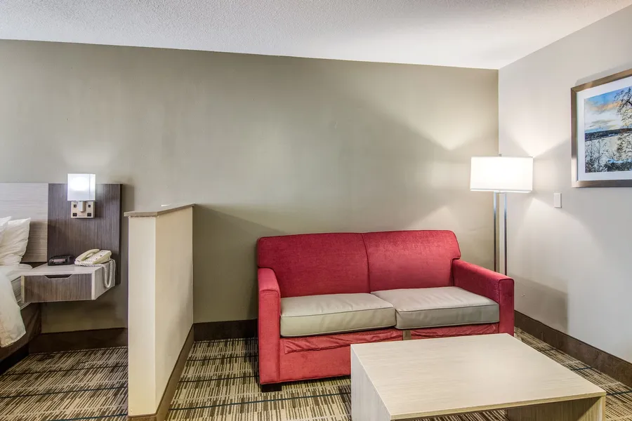 Quality Inn & Suites Grove City - Outlet Mall hotel detail image 6